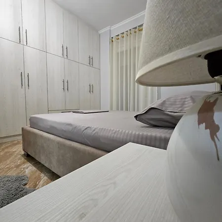 Apartment Daily Center Durres